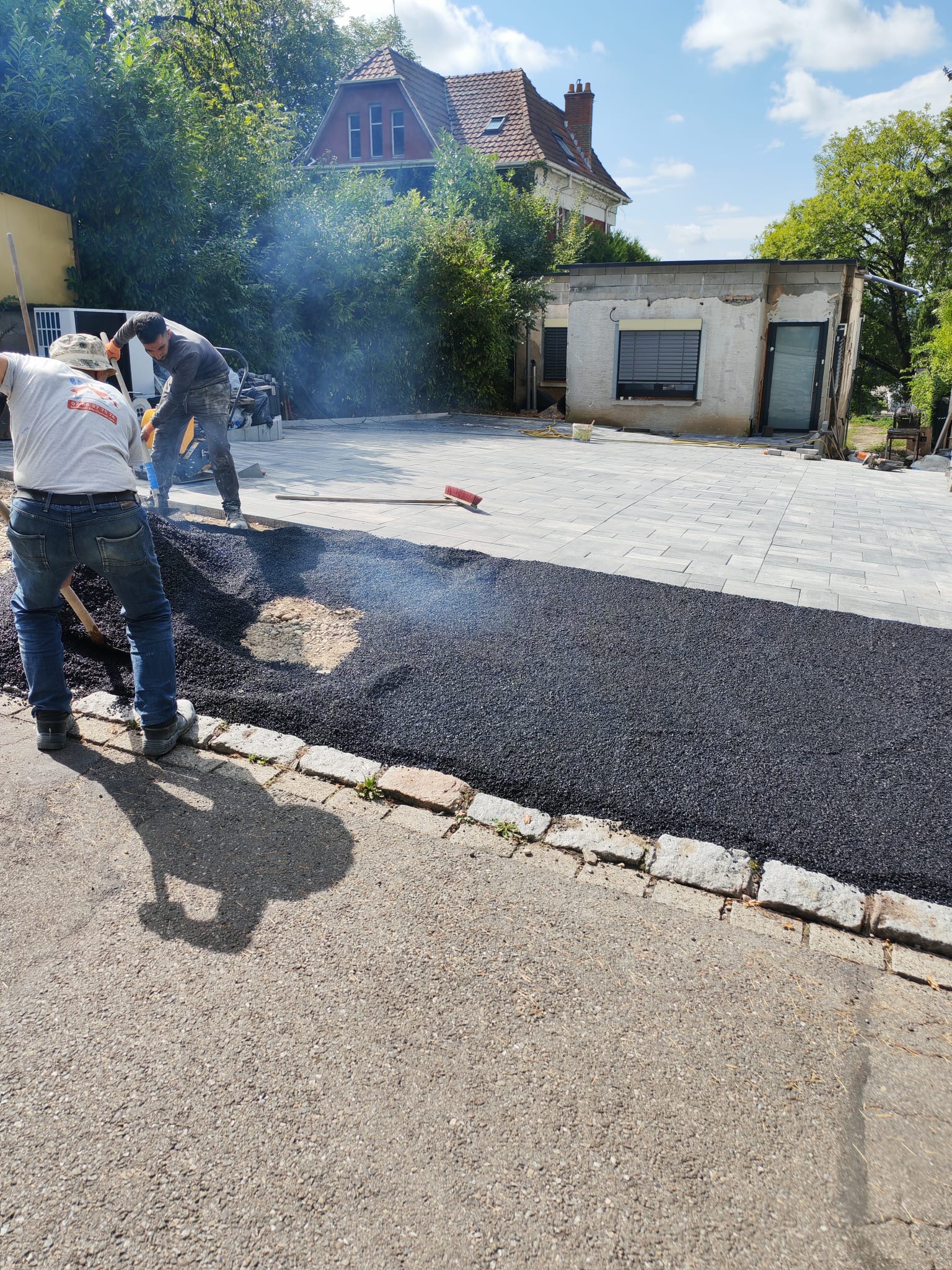 Pavage et enrobé — BATI-MAN BTP