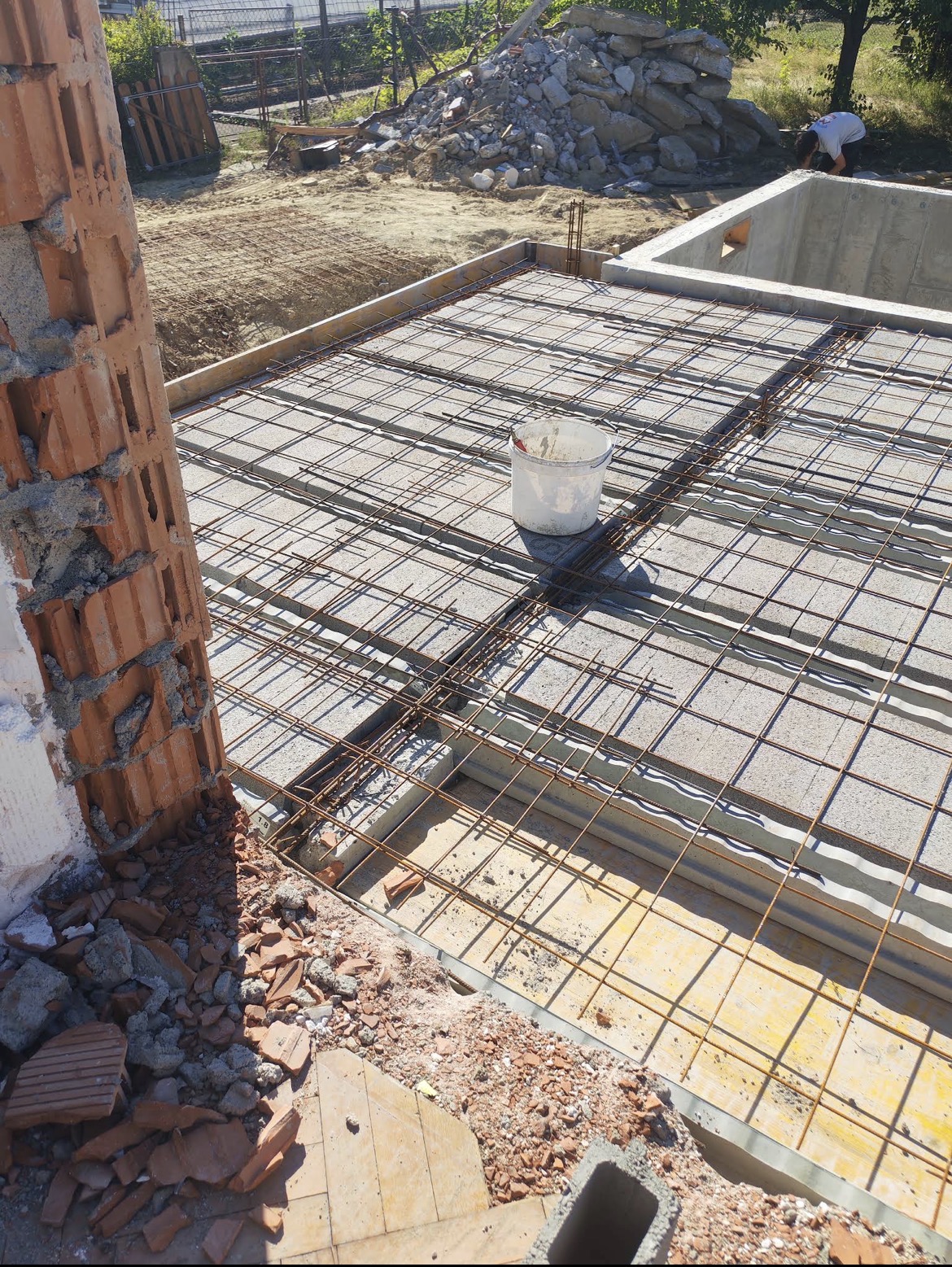 Ferraillage d’une dalle sur un chantier de construction